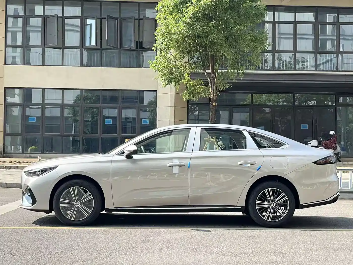 Geely Galaxy Galaxy Stellar 6 2025 Base Version фото 4