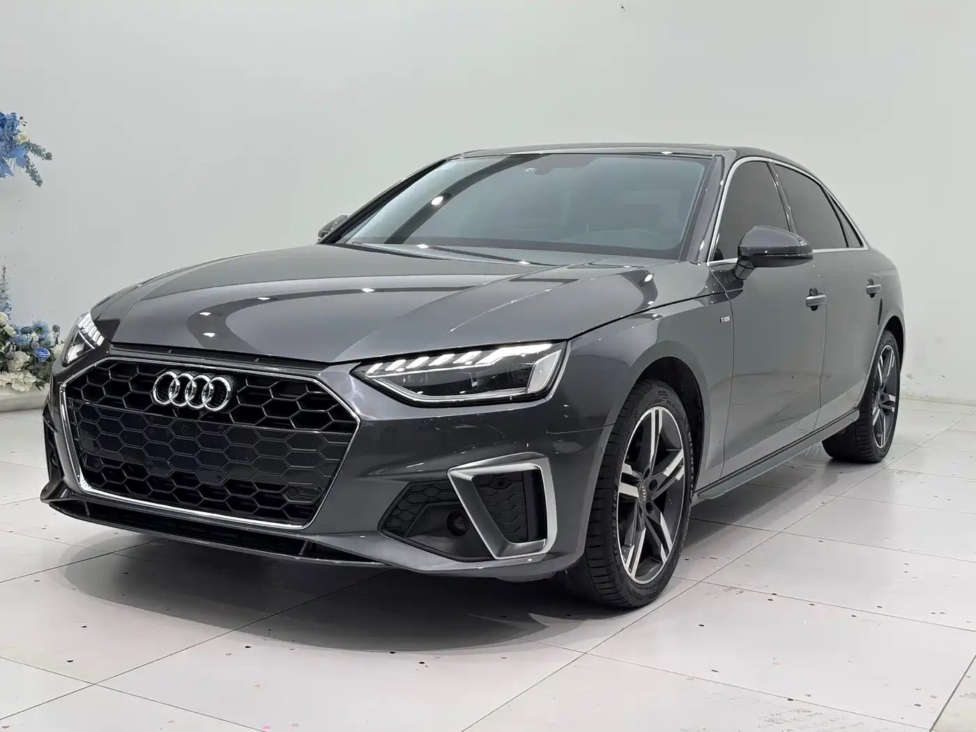 Audi A4L 2024 40 TFSI Luxury Dynamic