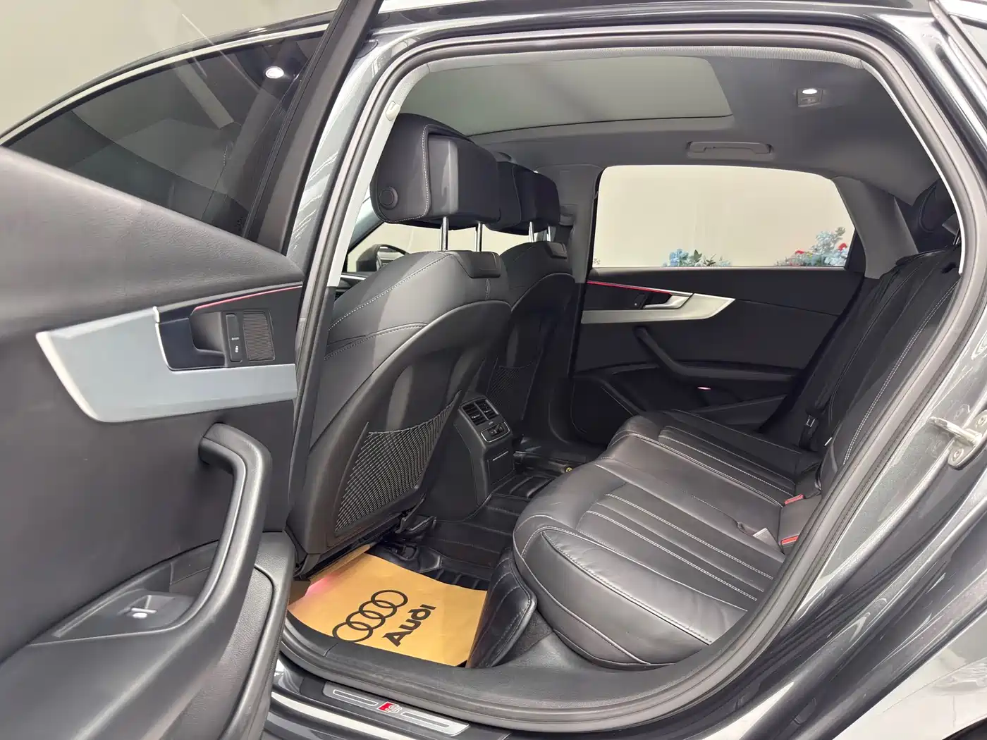 Audi A4L 2024 40 TFSI Luxury Dynamic фото 6
