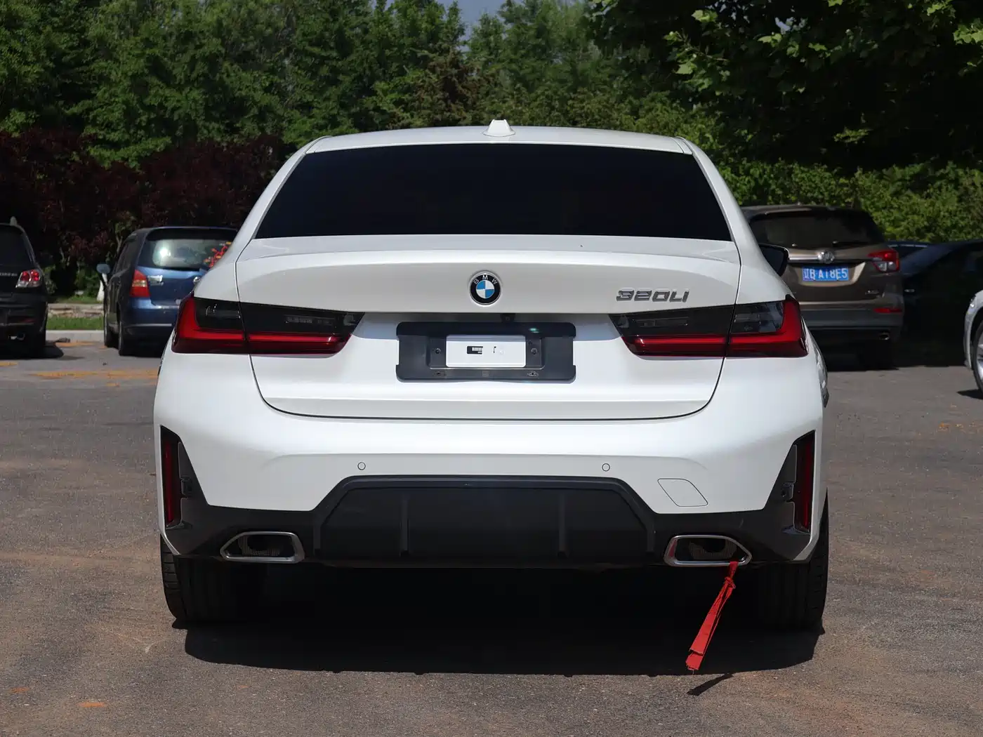 BMW 3 Series 2023 320Li M Sport Package фото 7