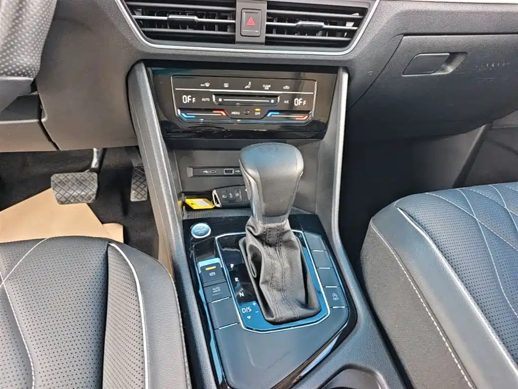 Volkswagen Tiguan L 2022 330TSI Automatic 2WD Smart Edition фото 14
