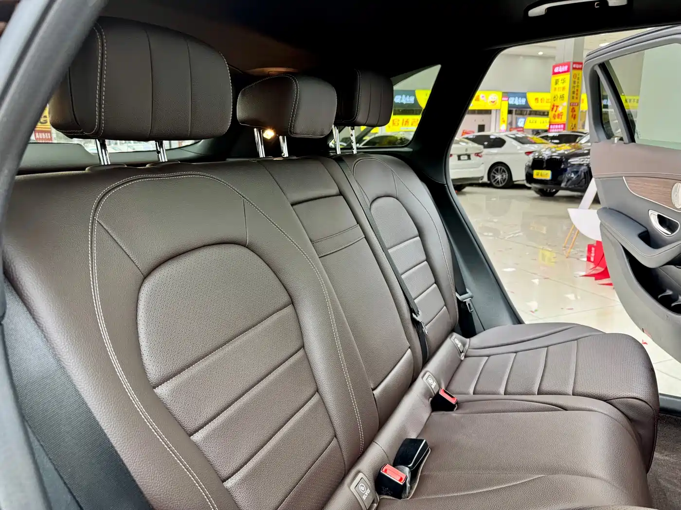 Mercedes-Benz GLC 2021 GLC 300 L 4MATIC Sporty фото 14