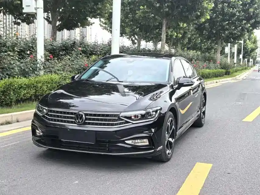Volkswagen Magotan 2024 2 Million Units Public Sharing Edition 330TSI DSG Luxury