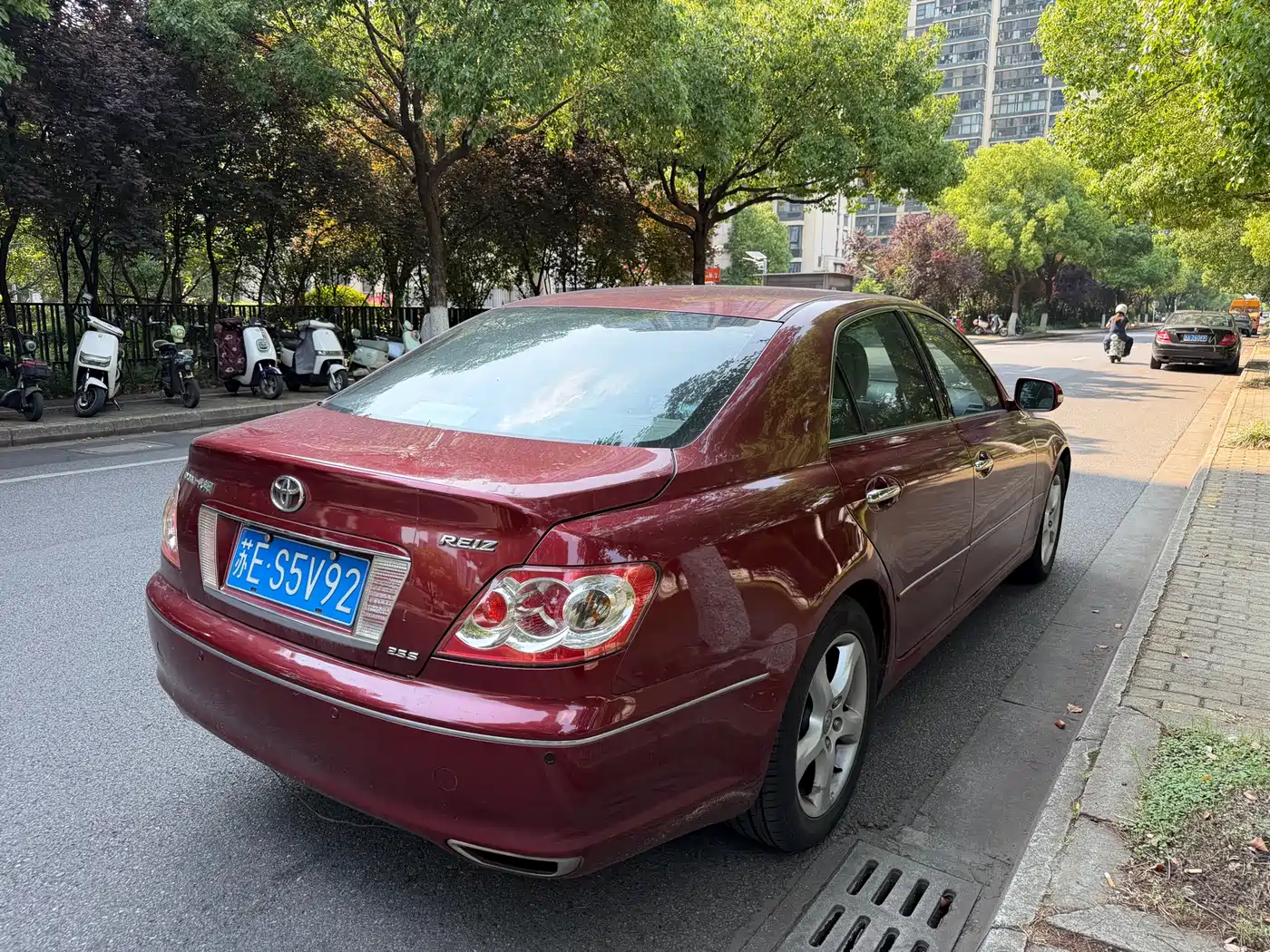 Toyota Reiz 2007 2.5S Leather Sunroof Edition фото 19