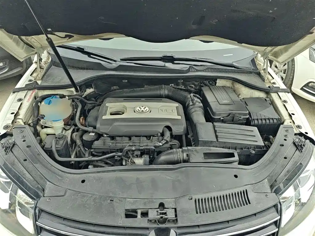 Volkswagen Eos 2011 Model 2.0TSI фото 16