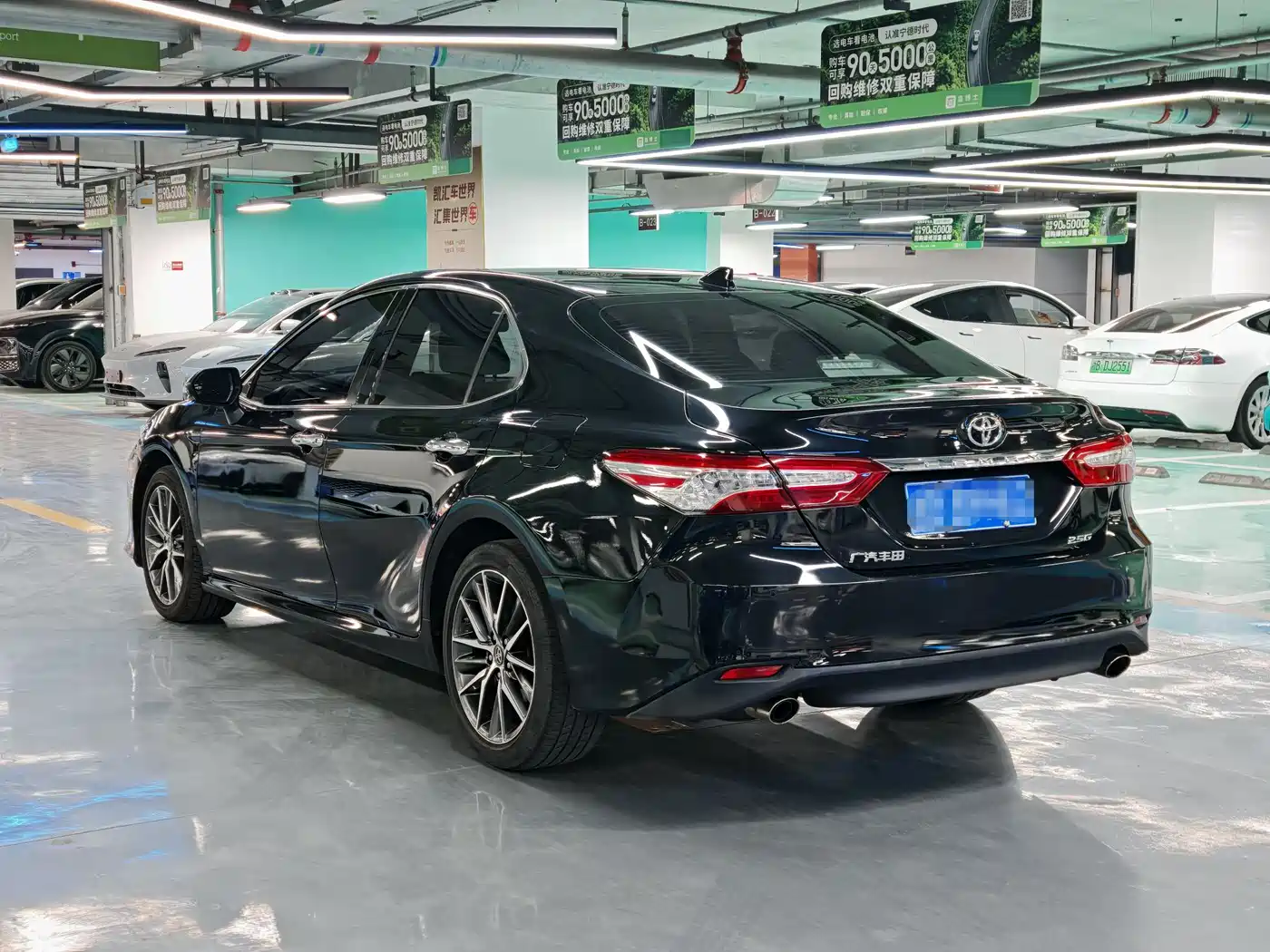 Toyota Camry 2023 2.5G Luxury Edition фото 16