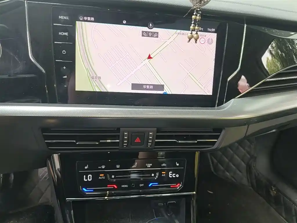 Volkswagen Passat New Energy 2022 430PHEV Hybrid Luxury Edition фото 13