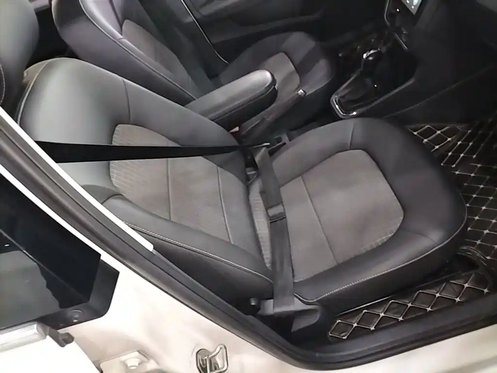 Volkswagen Santana 2018 1.5L Automatic Comfort Edition фото 25