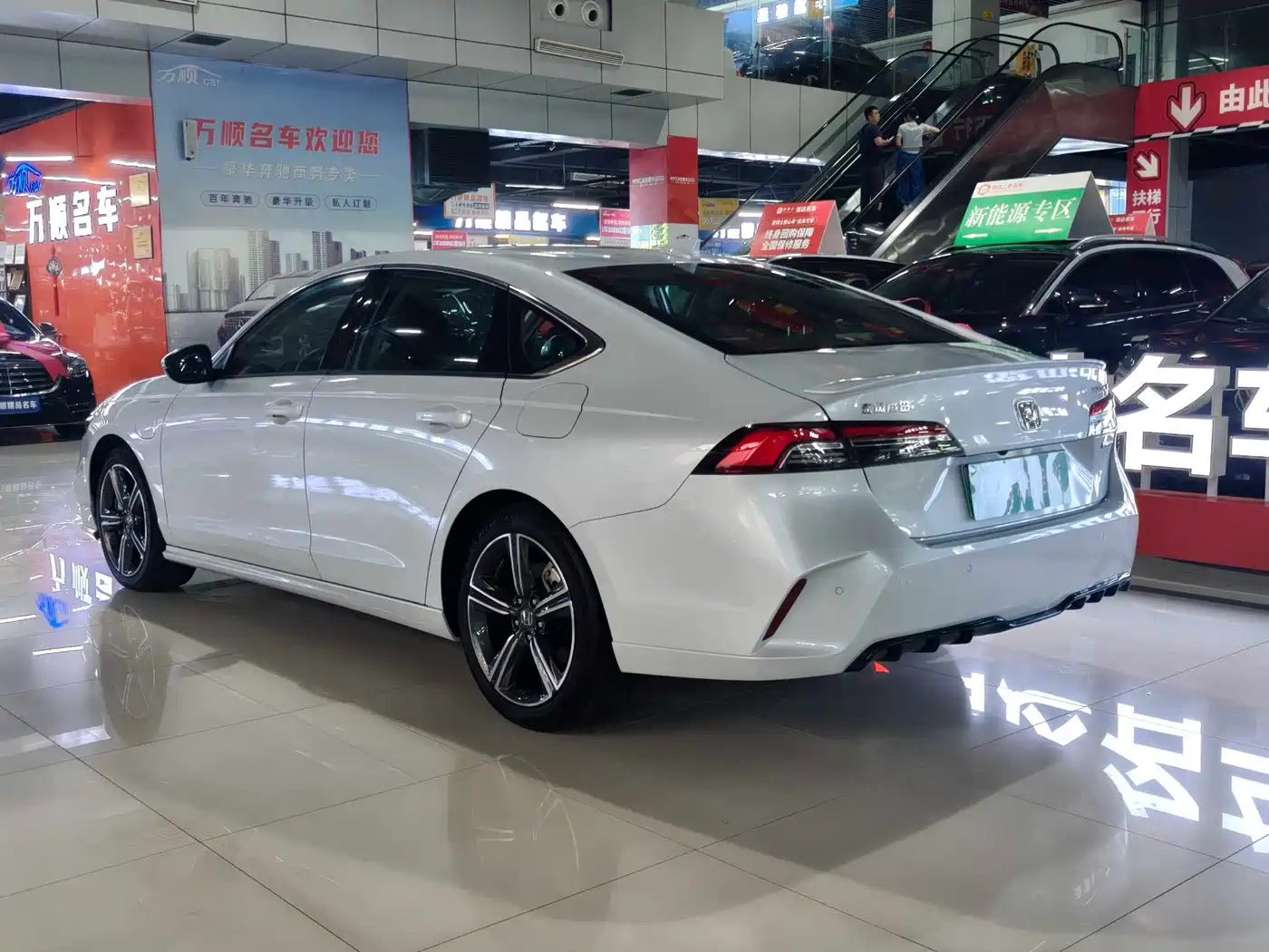 Honda Inspire Hybrid 2025 2023 e:PHEV Premium Edition