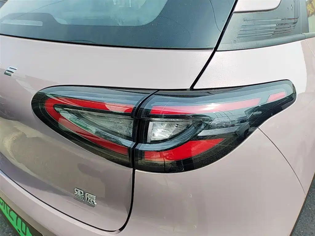 Geely Galaxy Starry Wish 2026 Edition 310km Youth Version фото 8