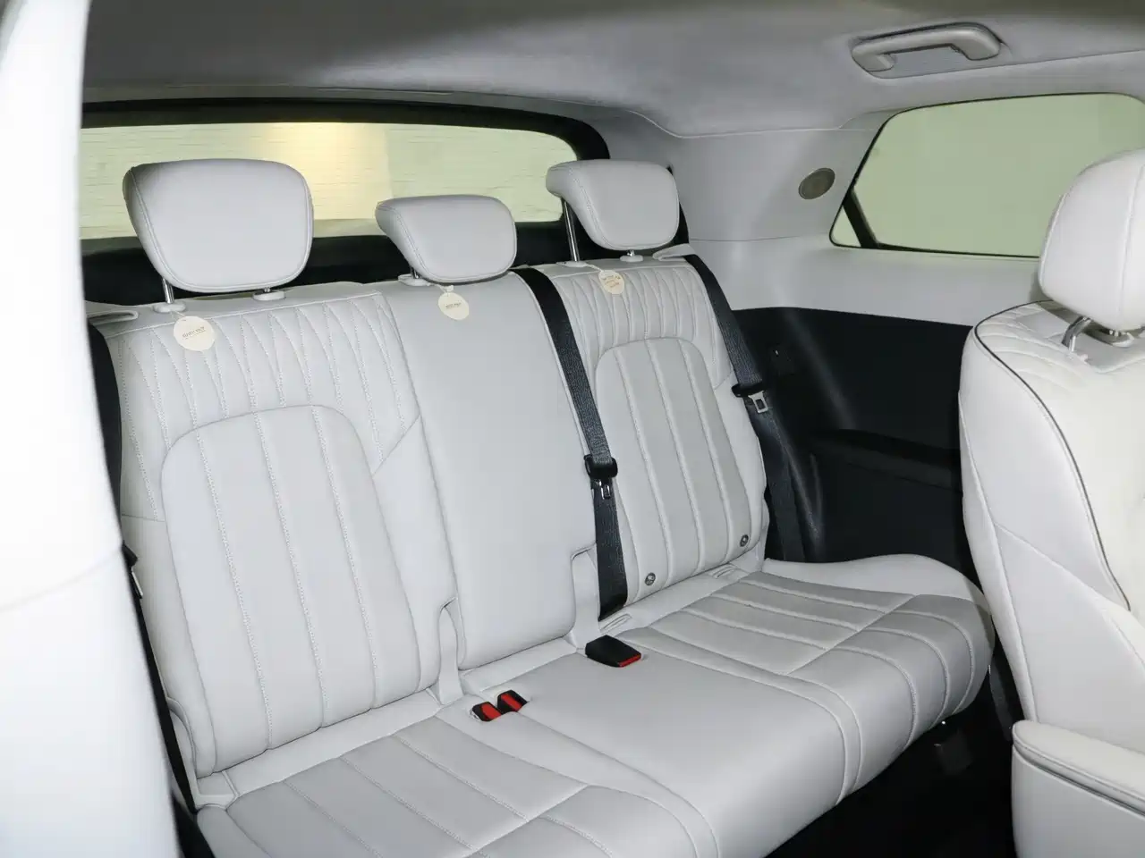Voyah Auto Voyah Dreamer 2025 PHEV AWD Flagship Qian Kun Edition фото 11