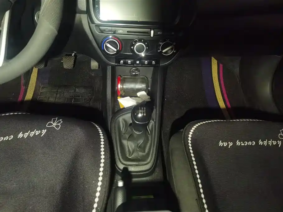 Hyundai Verna 2020 1.4L Manual GL Renewal Edition фото 16