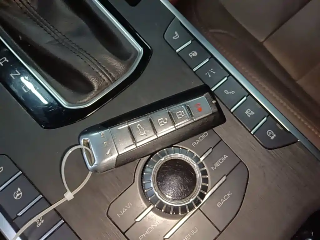 WEY VV5 2017 2017 2.0T Flagship Model