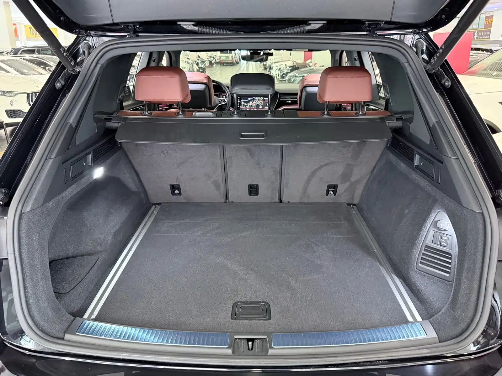 Photo 21 - Volkswagen Touareg