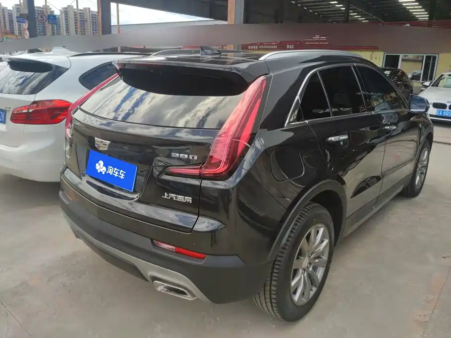 Cadillac XT4 2019 2018 Model 28T 4WD Leading