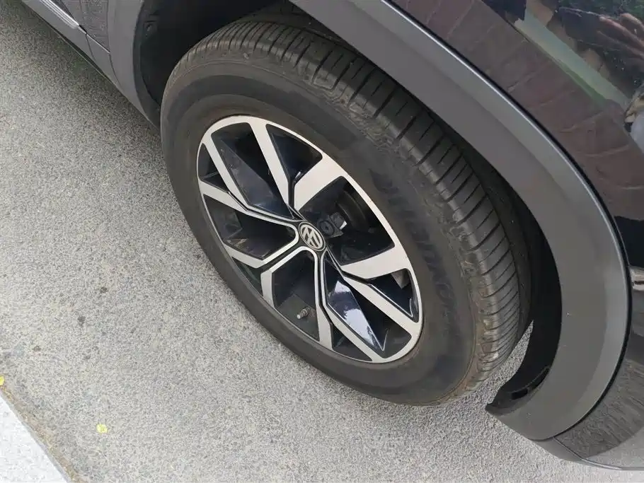 Volkswagen Teramont 2020 380TSI 4WD Luxury Edition China VI фото 6