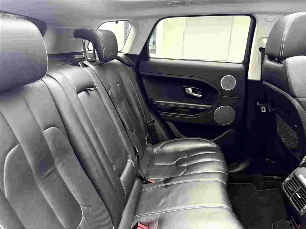 Land Rover Range Rover Evoque (Import) 2013 2.0T 5-door Dynamic Edition фото 10