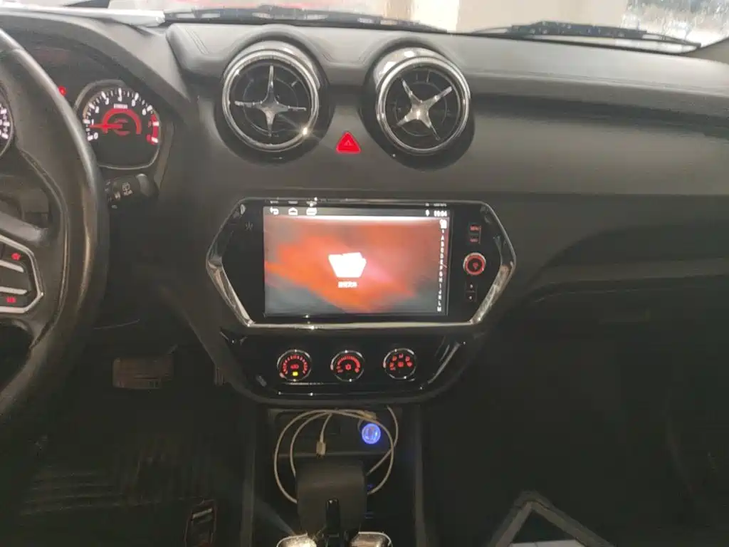Soueast DX3 2017 2016 1.5T CVT Premium