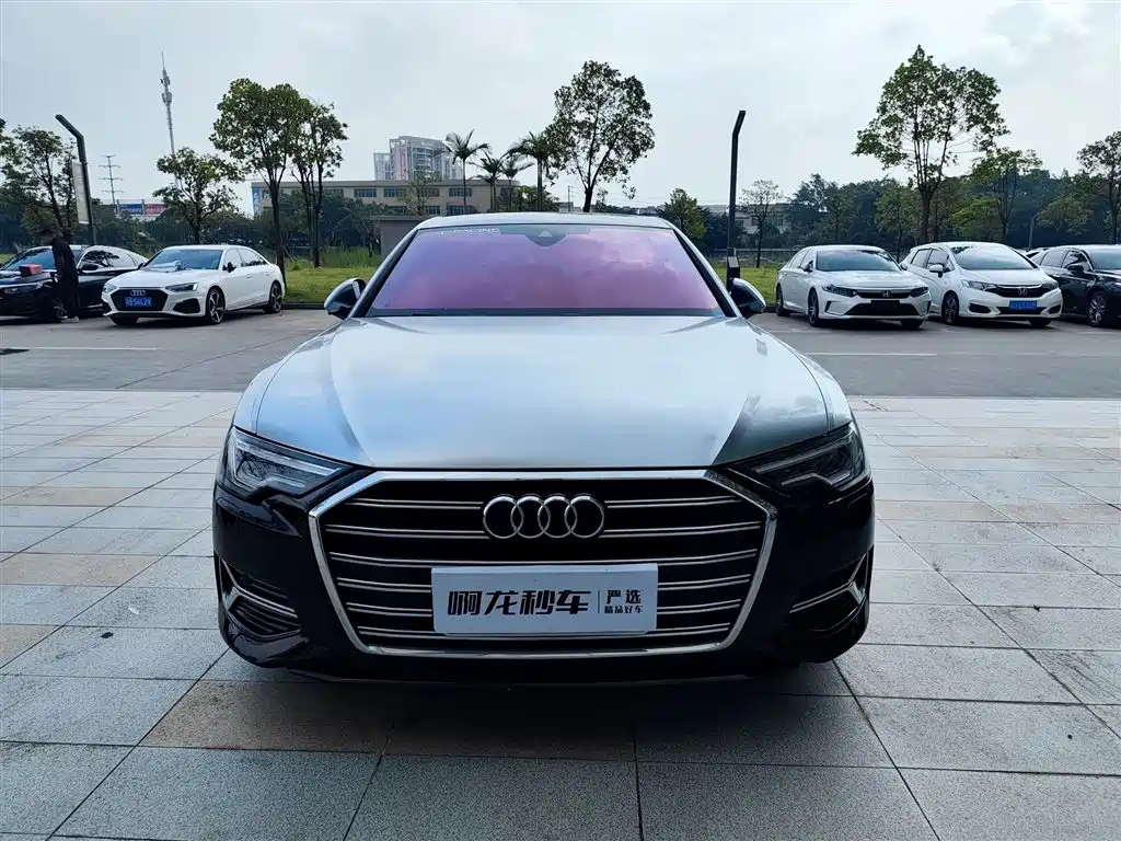 Фото 2 - Audi A6L
