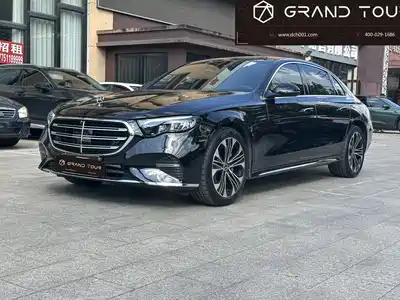 Mercedes-Benz E