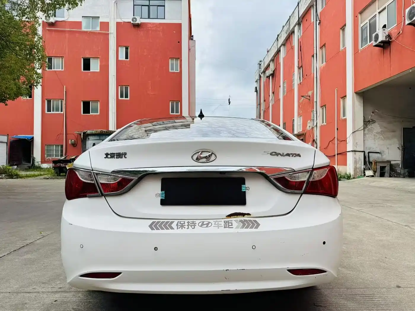 Hyundai Sonata 2011 2.0L Auto Premium Edition фото 5