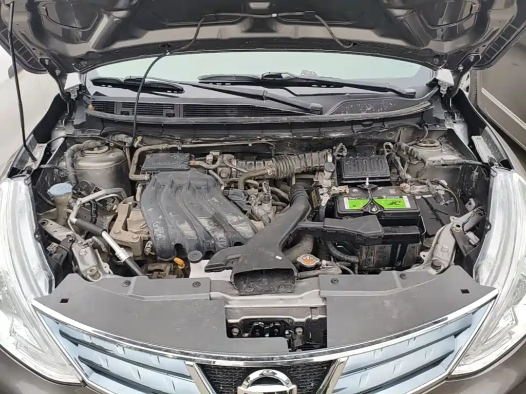 Nissan Livina 2015 2013 Sharp 1.6XL Manual Comfort
