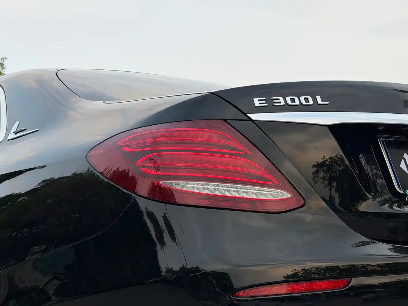 Mercedes-Benz E-Class 2018 Facelift E 200 L 4MATIC фото 20