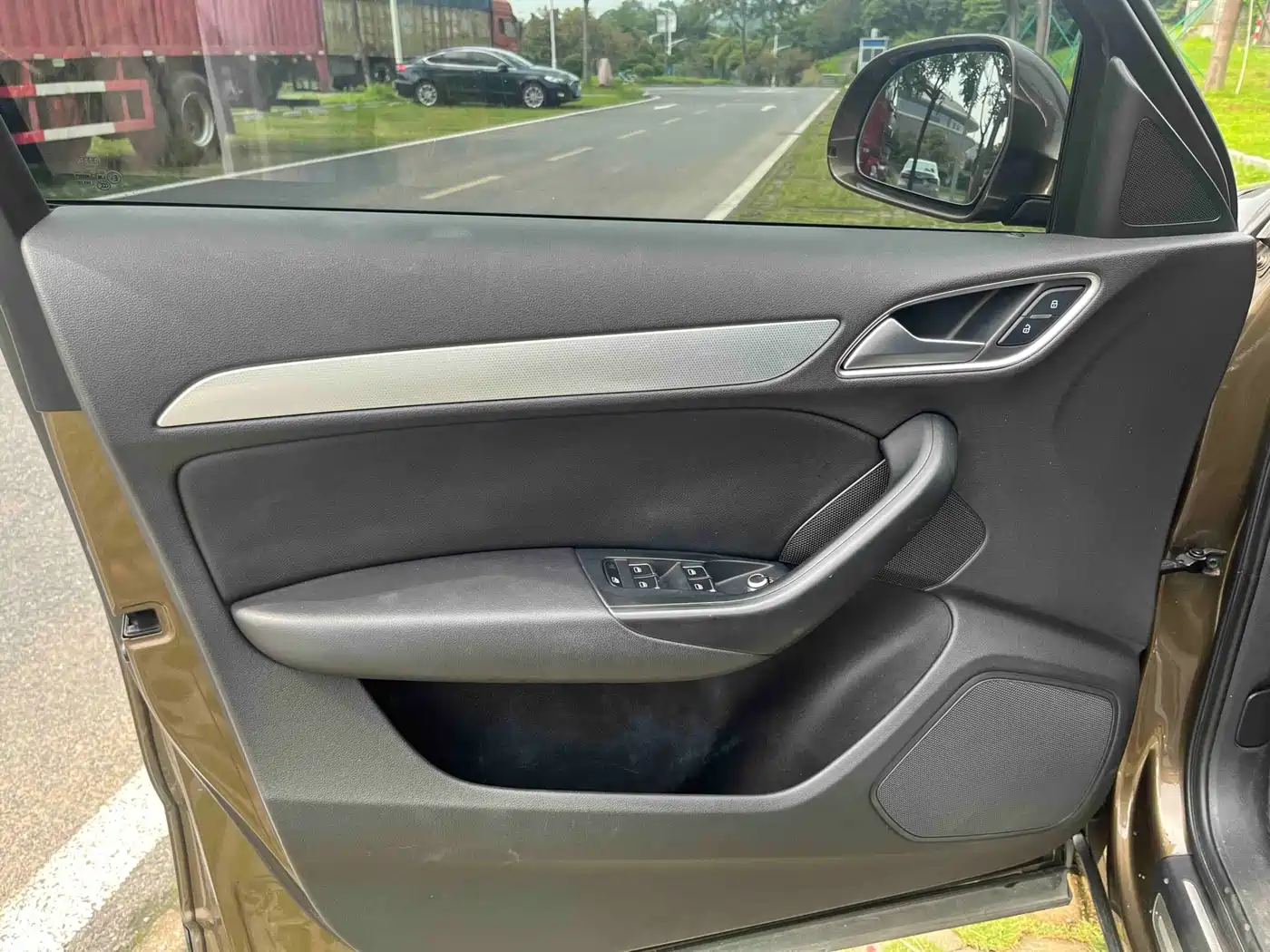 Audi Q3 2015 30 TFSI Comfort фото 13