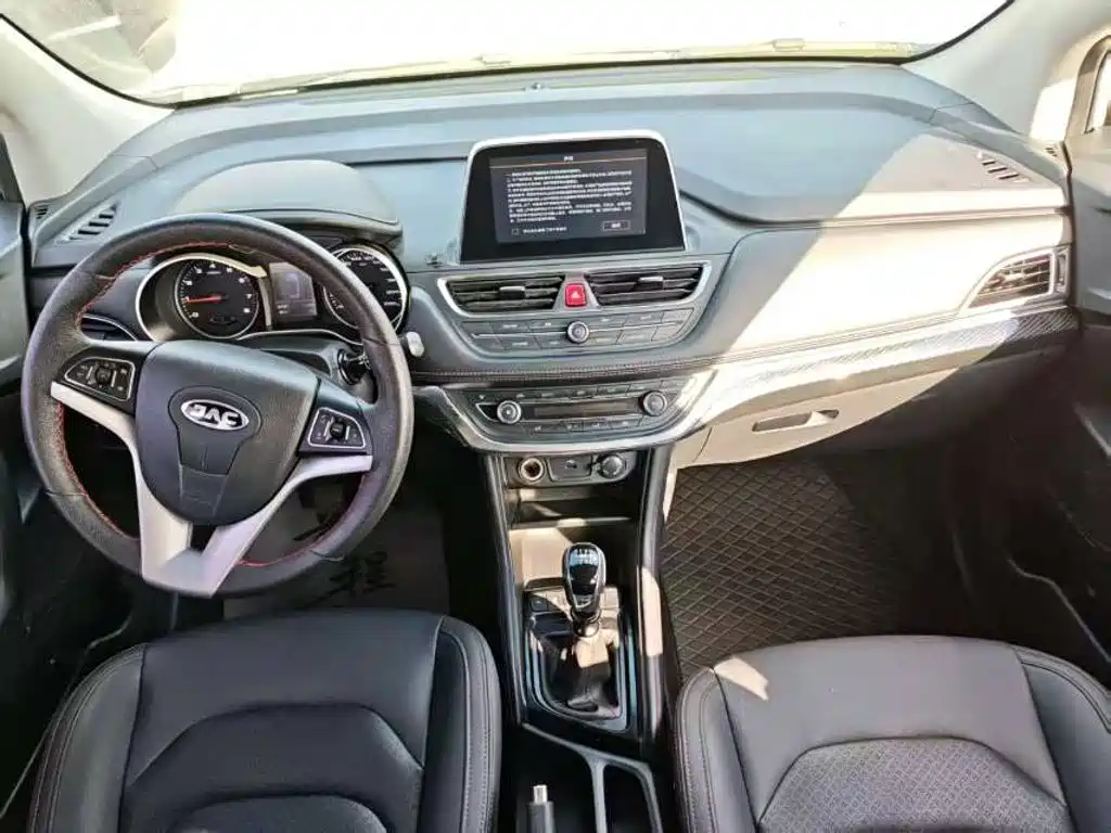 JAC Motors Refine S3 2017 2016 1.5L Manual Luxury Smart Premium
