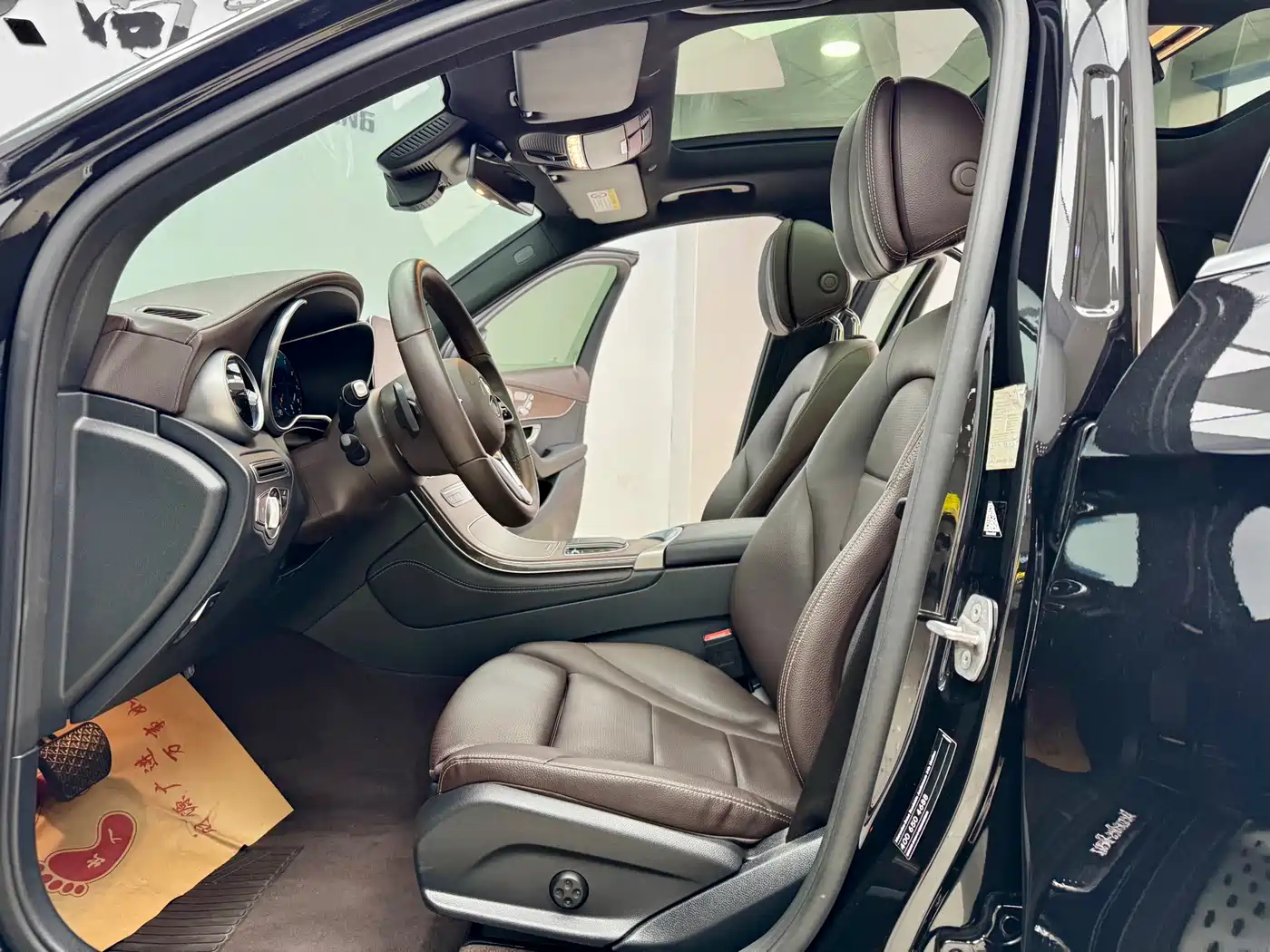 Mercedes-Benz GLC 2021 GLC 300 L 4MATIC Sporty фото 6
