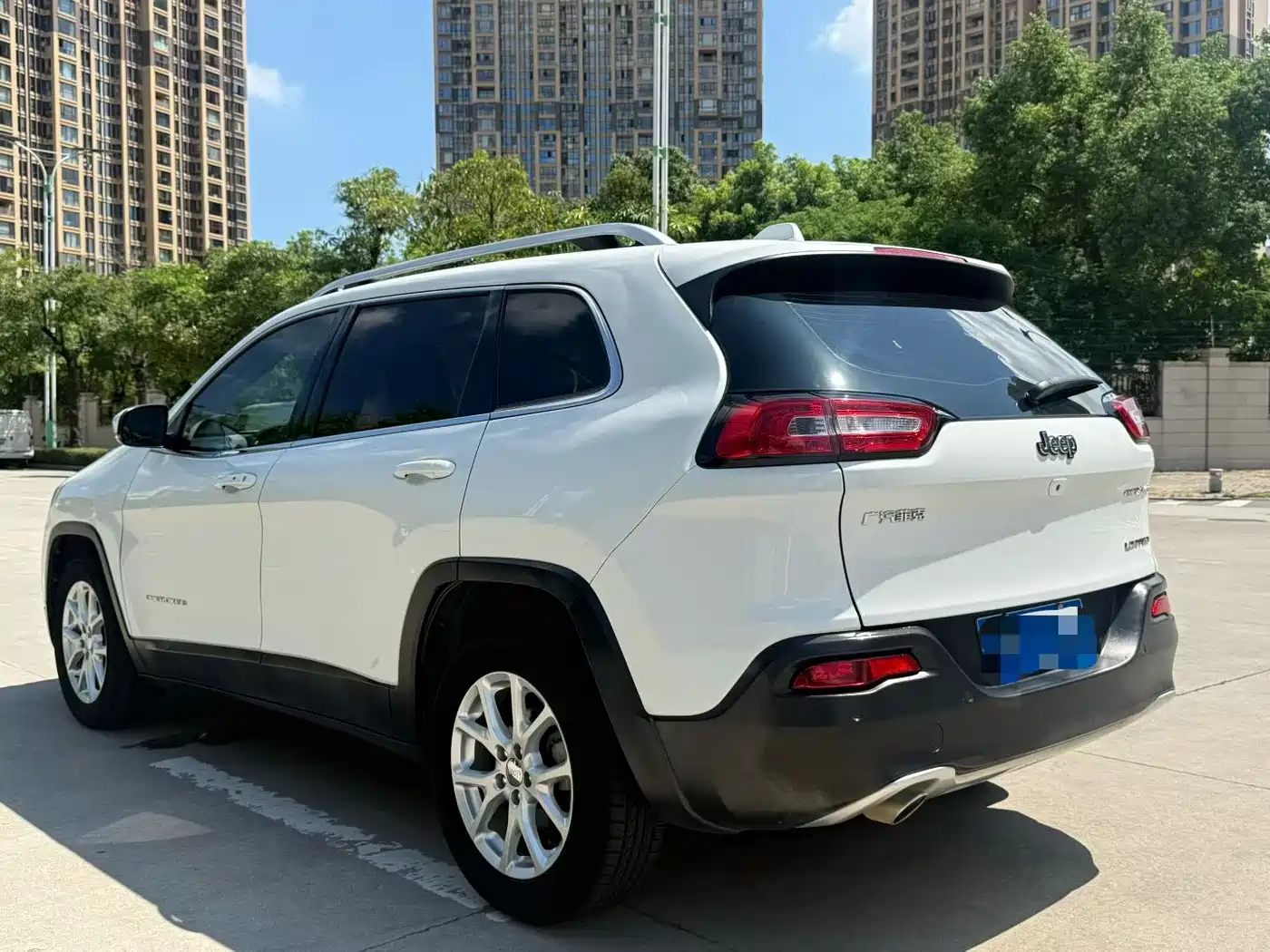 Jeep Cherokee 2018 2017 2.0L Superior Edition