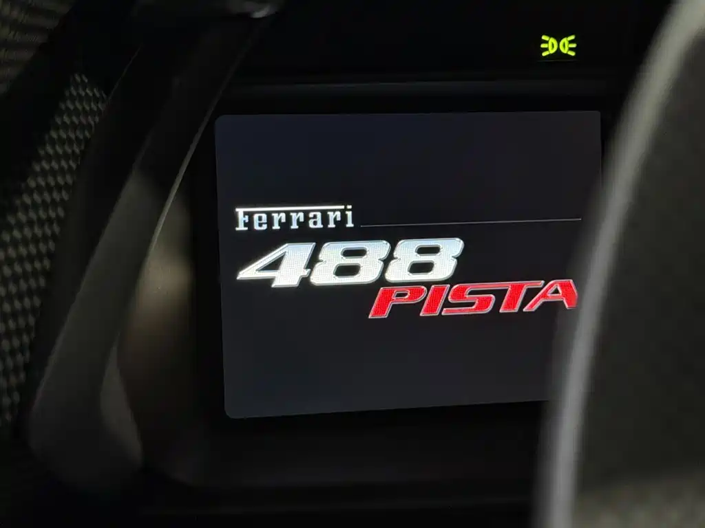Ferrari 488 2019 2018 488 Pista