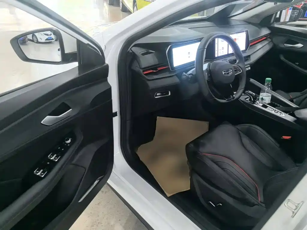 Geely Binrui 2025 2024 Binrui COOL 1.5T DCT Soaring Dragon Edition