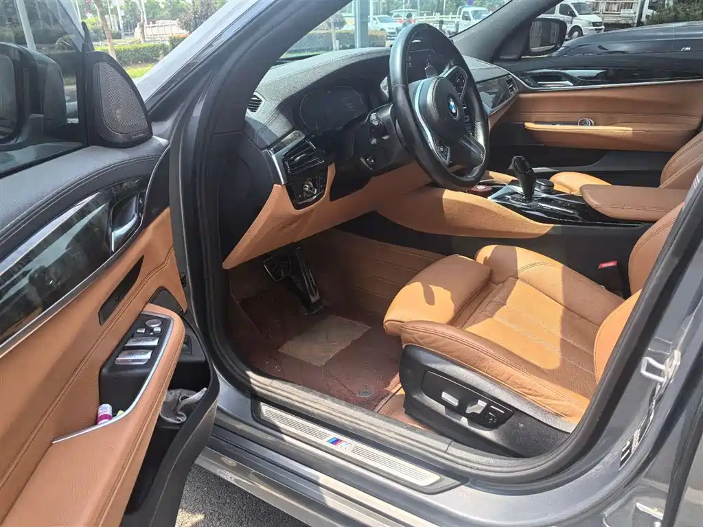 BMW 6 Series GT 2022 Model 630i M Sport Package фото 5