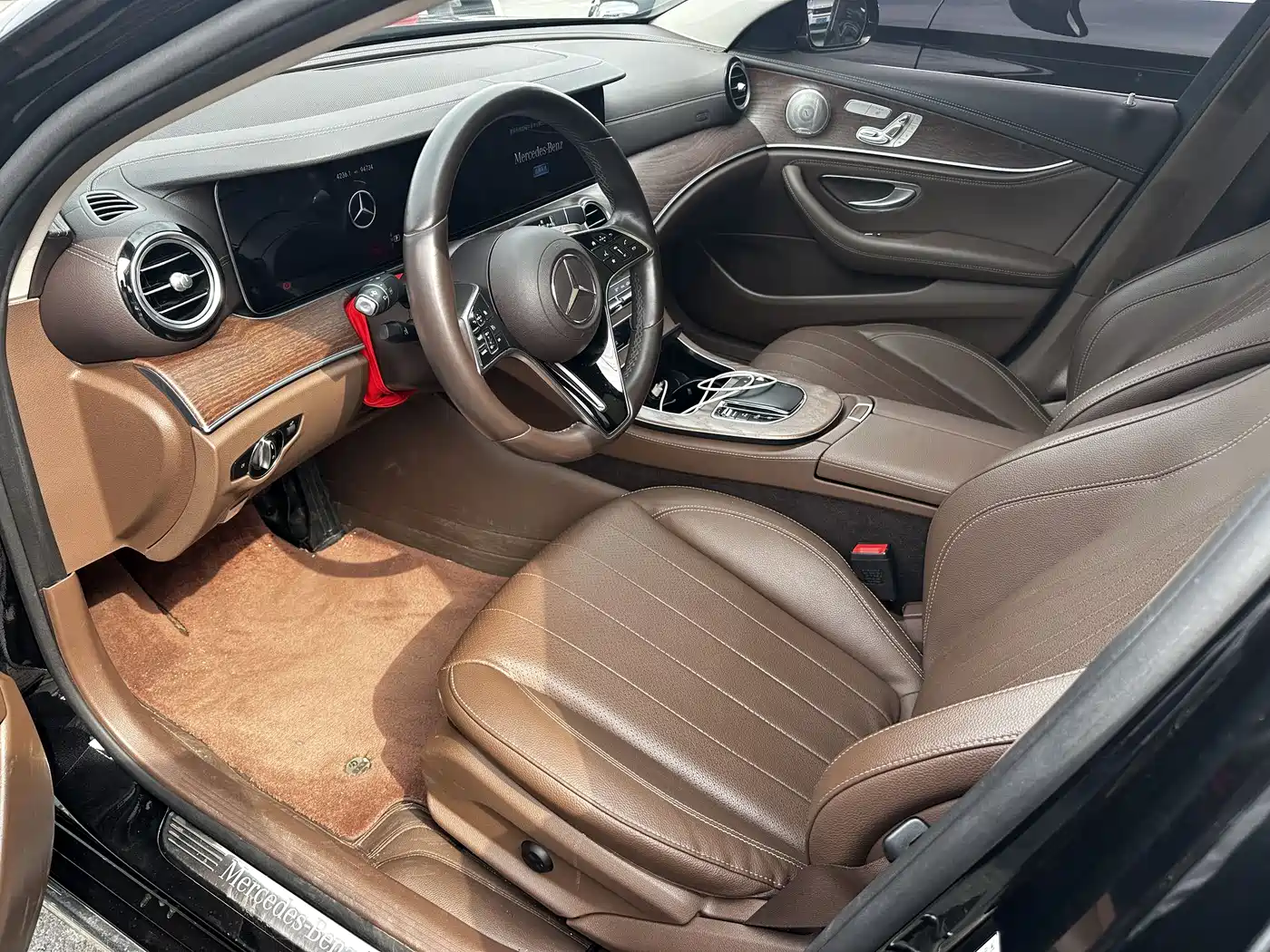 Mercedes-Benz E-Class 2023 E 300 L Luxury фото 7