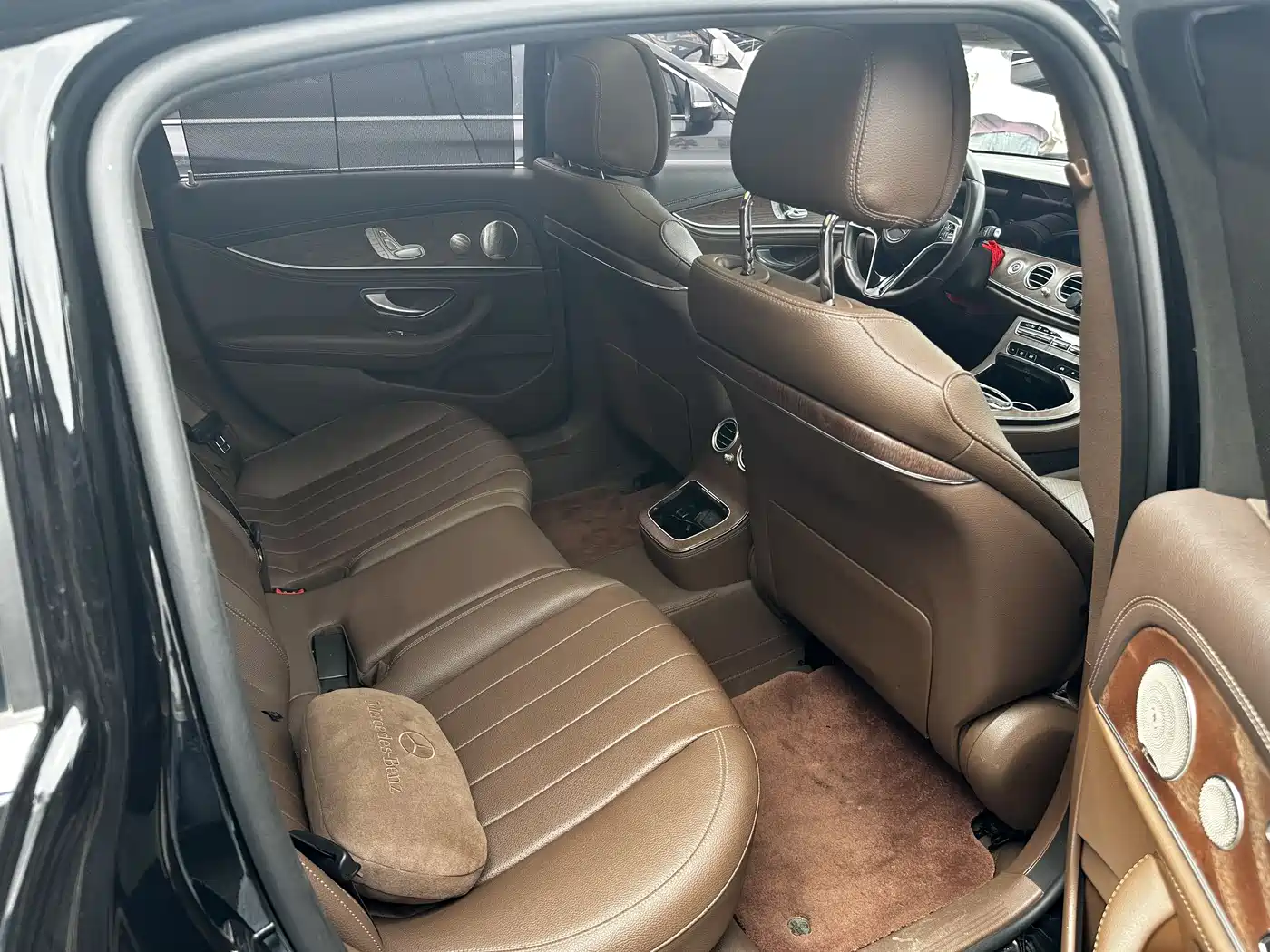 Mercedes-Benz E-Class 2023 E 300 L Luxury фото 14