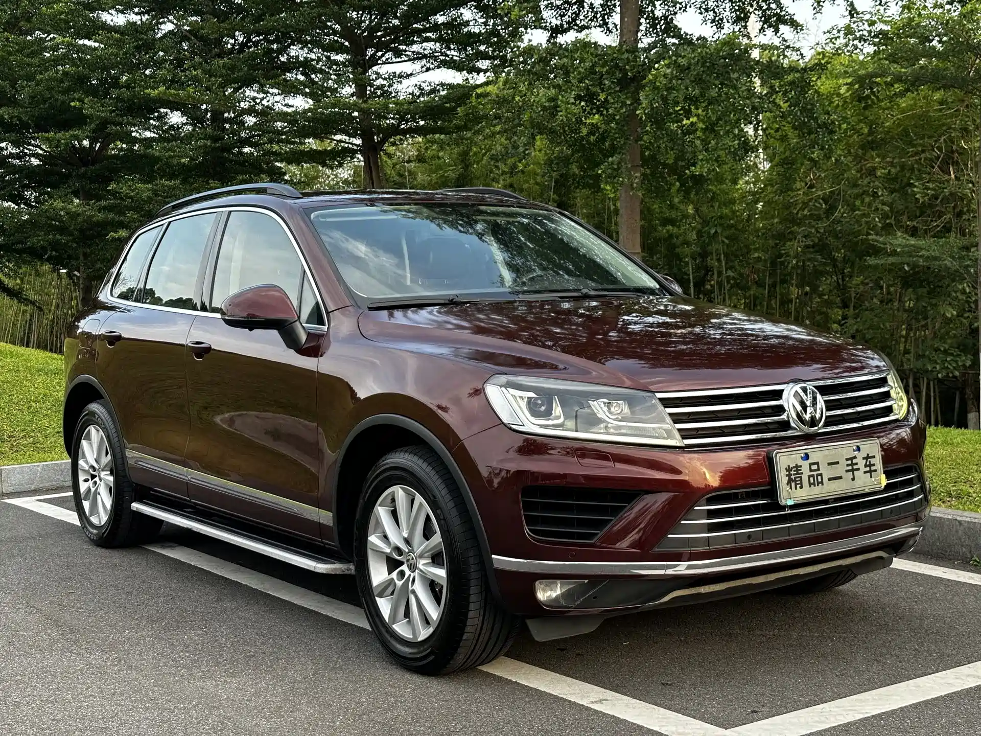 Фото 3 - Volkswagen Touareg