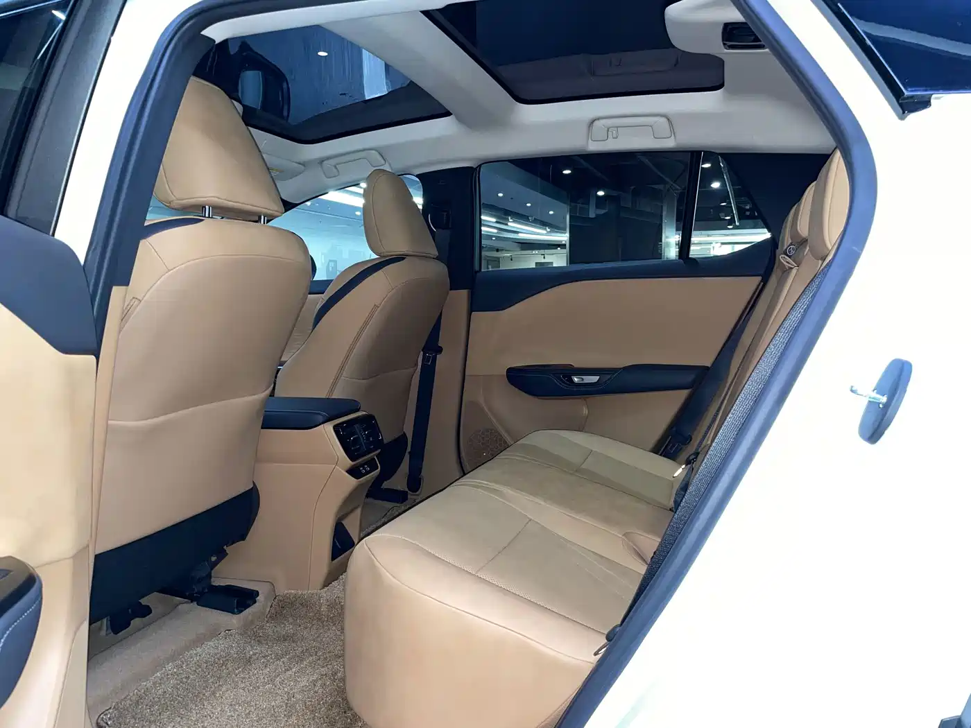 Lexus RZ 2024 2023 300e Long Range Luxury Edition