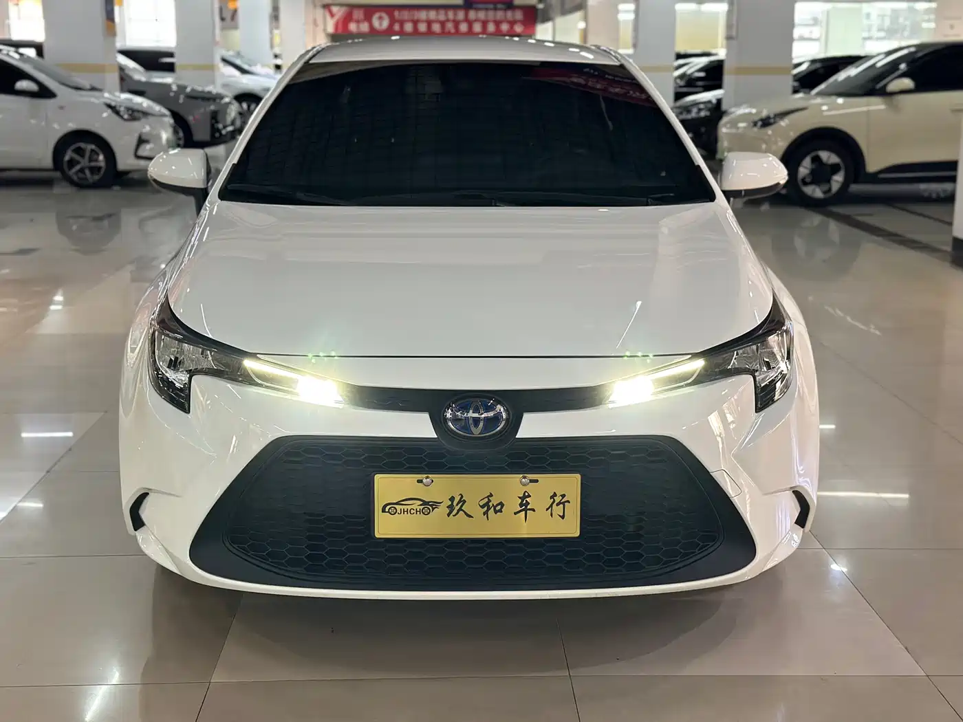 Toyota Levin 2022 Dual Engine 1.8H E-CVT Leading Edition фото 2