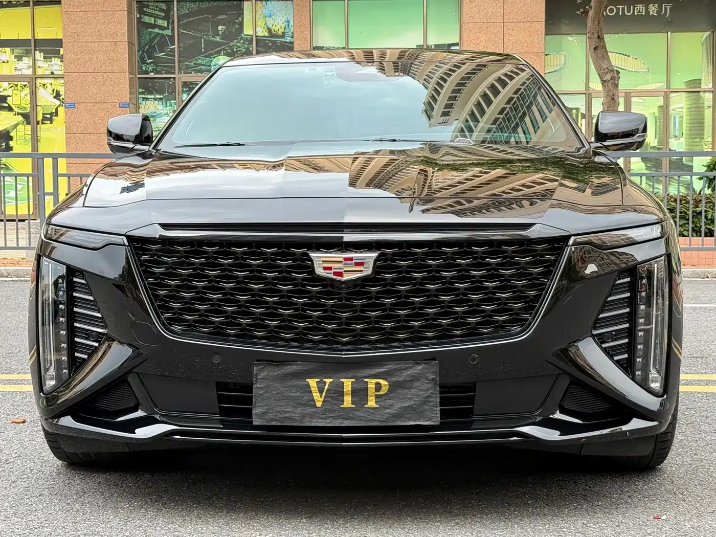 Cadillac CT6 2023 28T Luxury Edition фото 2