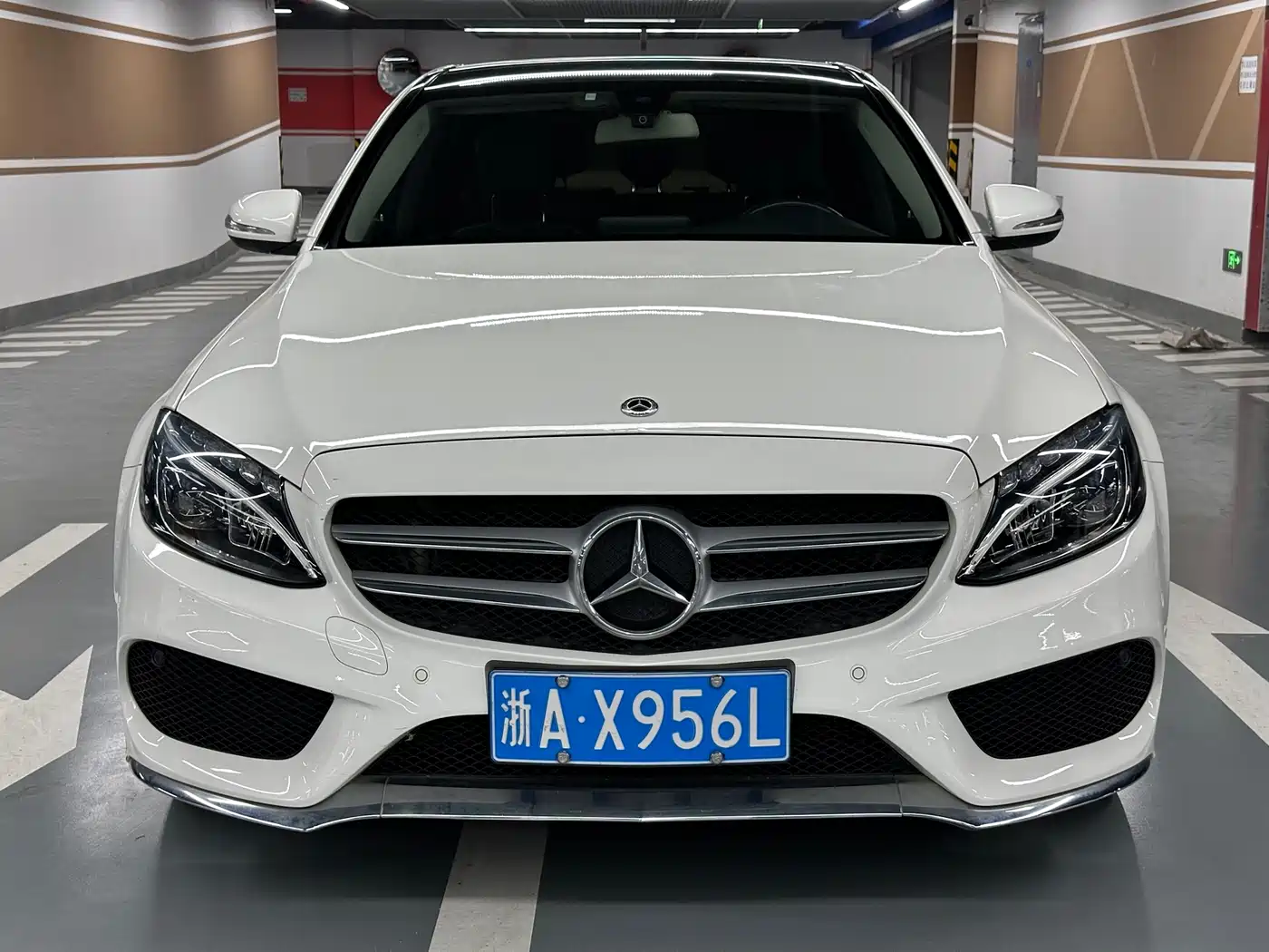 Mercedes-Benz C-Class 2017 Facelift C 200 L Sport Edition фото 2