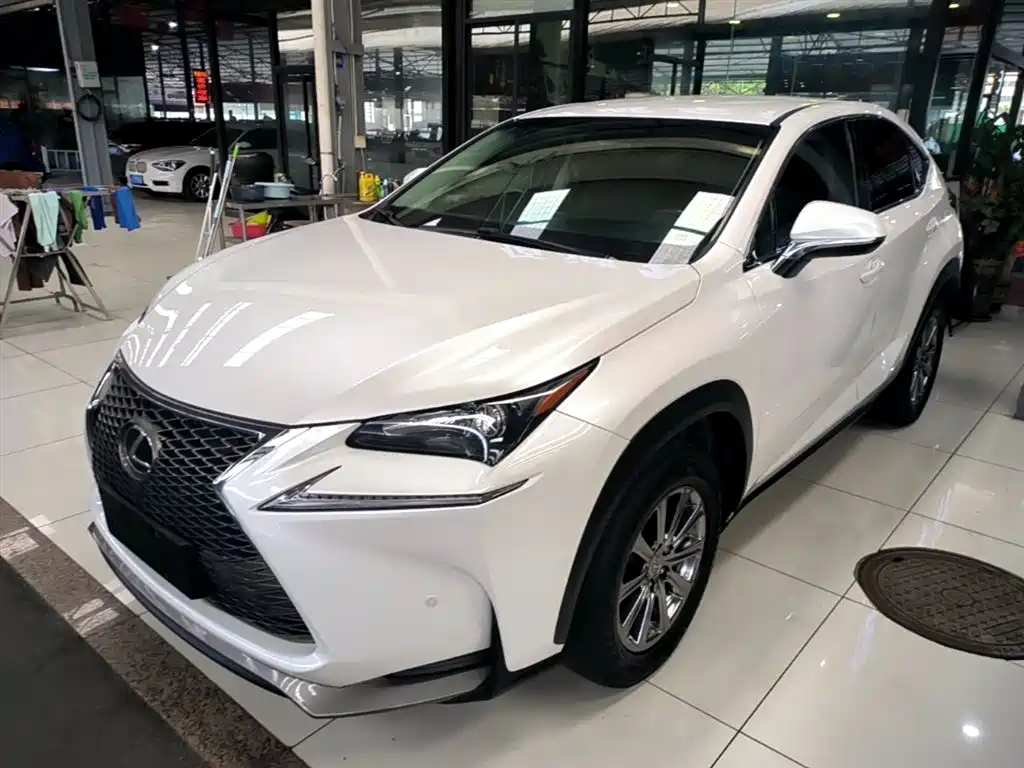 Lexus NX 2015 200 FWD Premium фото 2