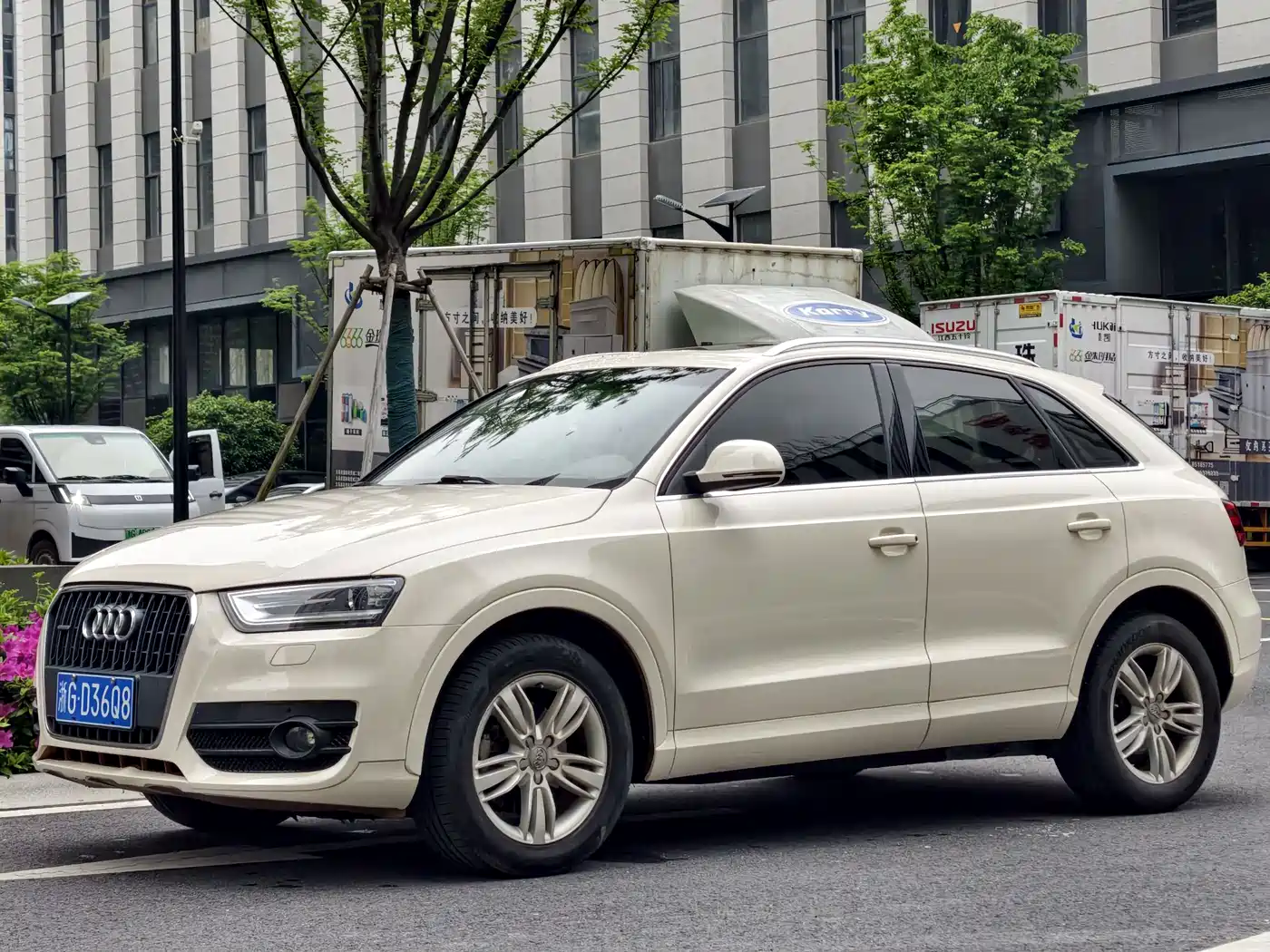 Audi Q3 2015 35 TFSI quattro Technology фото 4