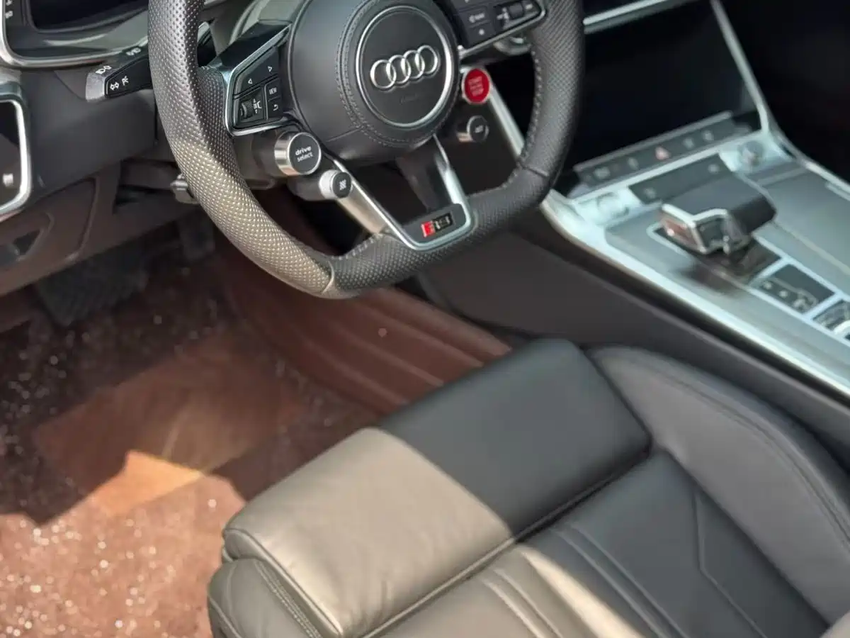 Фото 4 - Audi A7