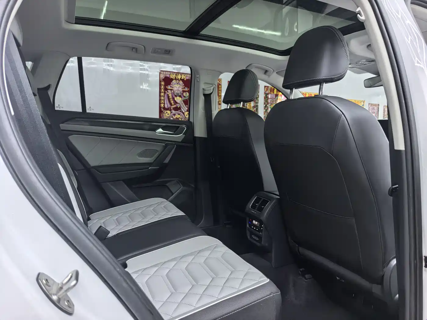Volkswagen Tayron 2023 280TSI 2WD Luxury Plus Advanced Edition фото 9