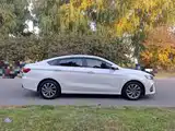 Фото 5 - Geely Binrui