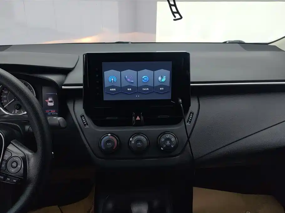 Toyota Corolla 2019 1.2T S-CVT GL Pioneer Edition фото 13