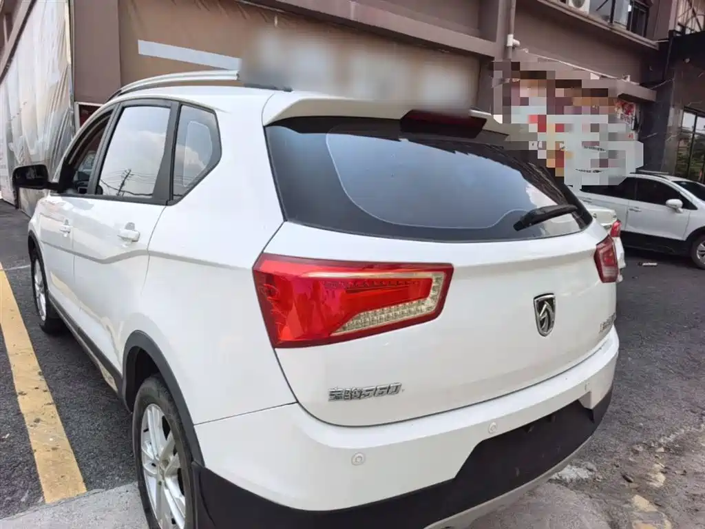 Baojun 560 2016 2015 1.8L Manual Comfort