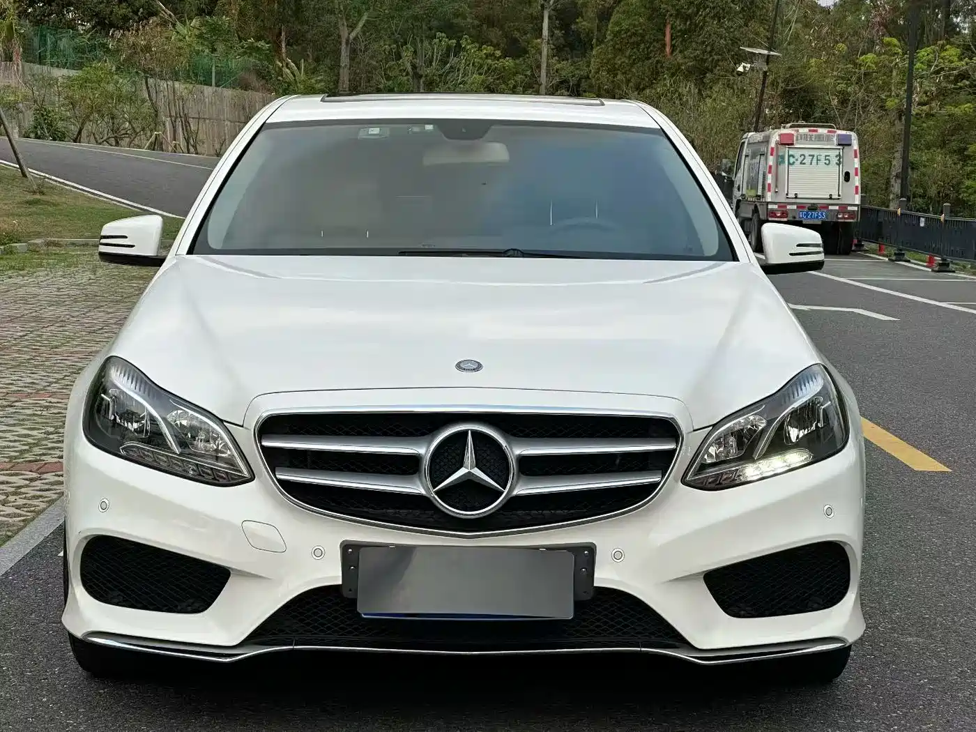 Mercedes-Benz E-Class 2014 Facelift E 260 L Sport фото 2
