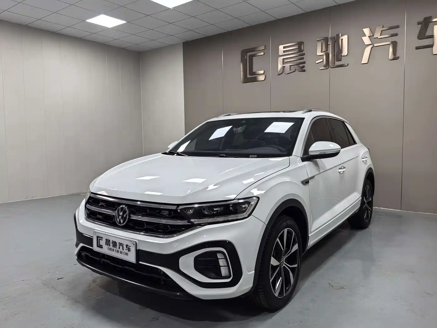Volkswagen T-ROC 2025 2025 300TSI DSG 2WD Dawn Edition